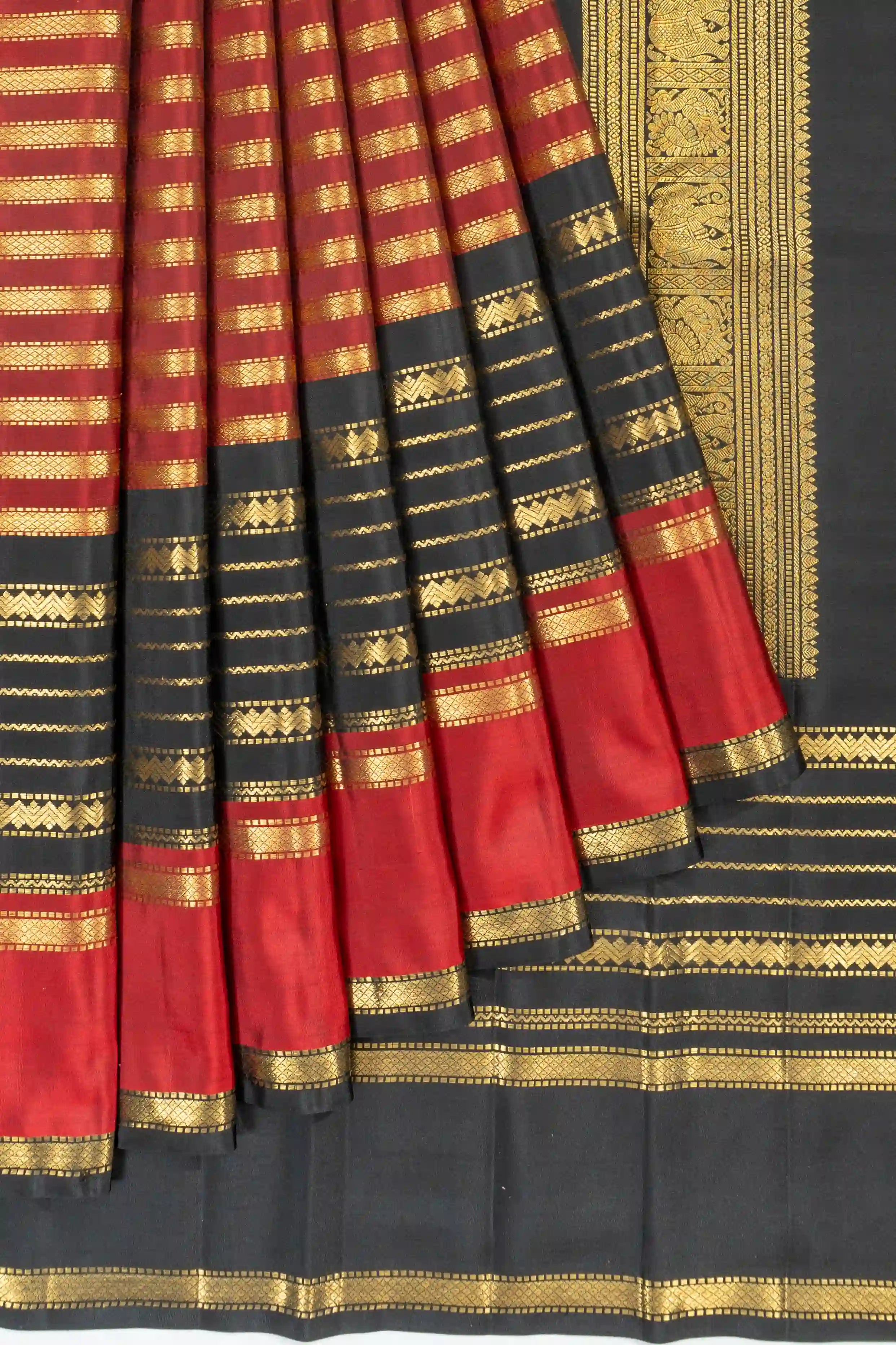 Banarasi Brocade — Gold Floral Zari